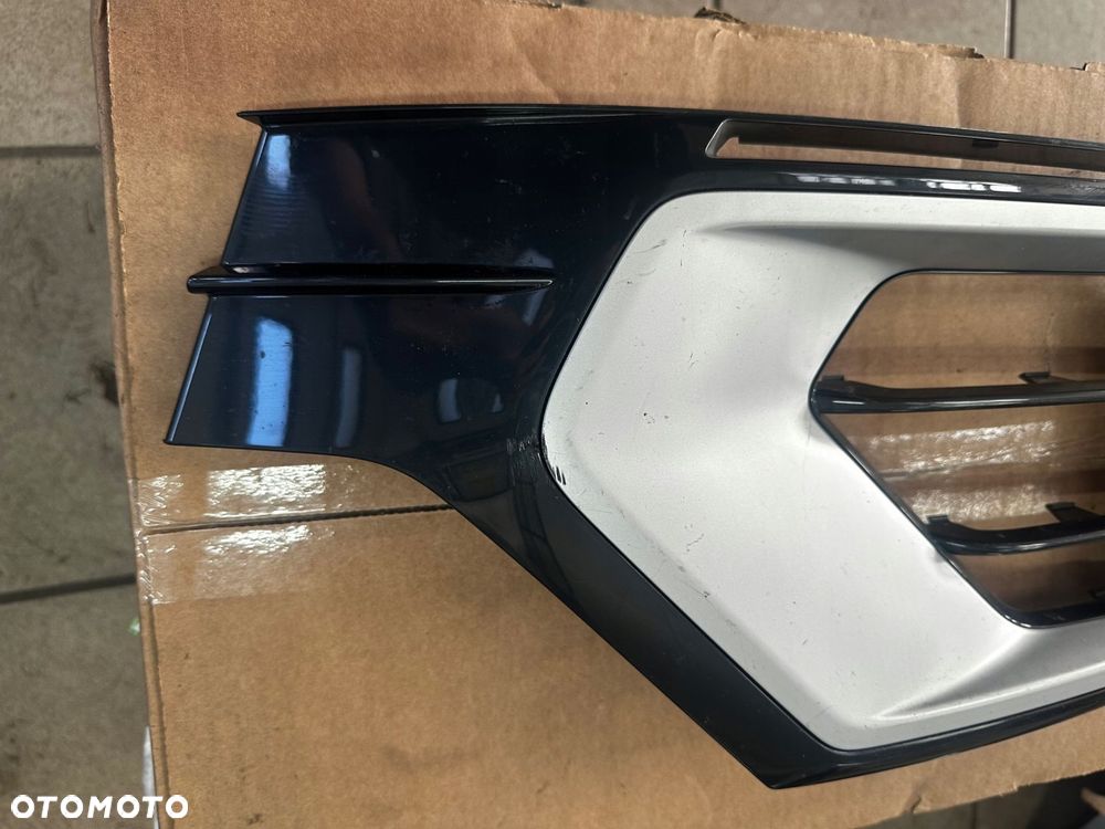 kratka zderzaka audi q2 prawa 81a807682g - 4