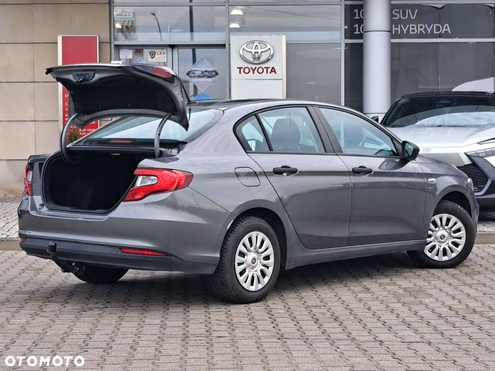 Fiat Tipo 1.0 T3 - 6