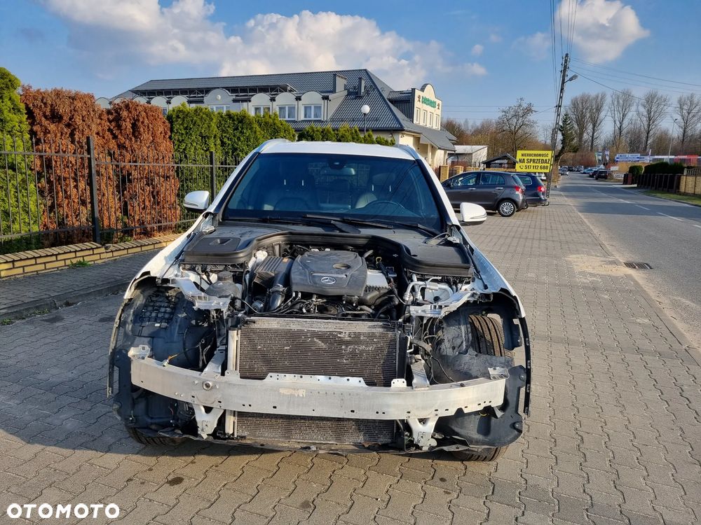 Mercedes-Benz GLC - 6