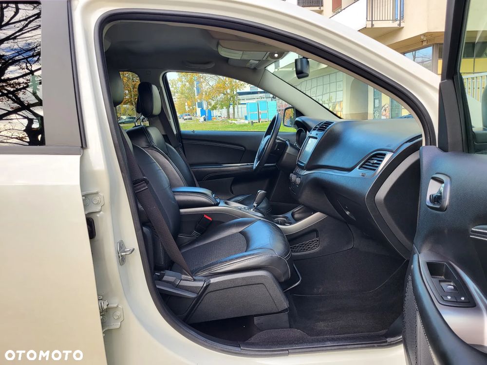 Dodge Journey - 33