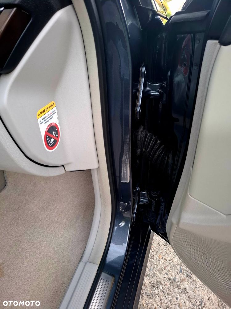 Mercedes-Benz Klasa E 220 CDI DPF BlueEFFICIENCY Elegance - 30