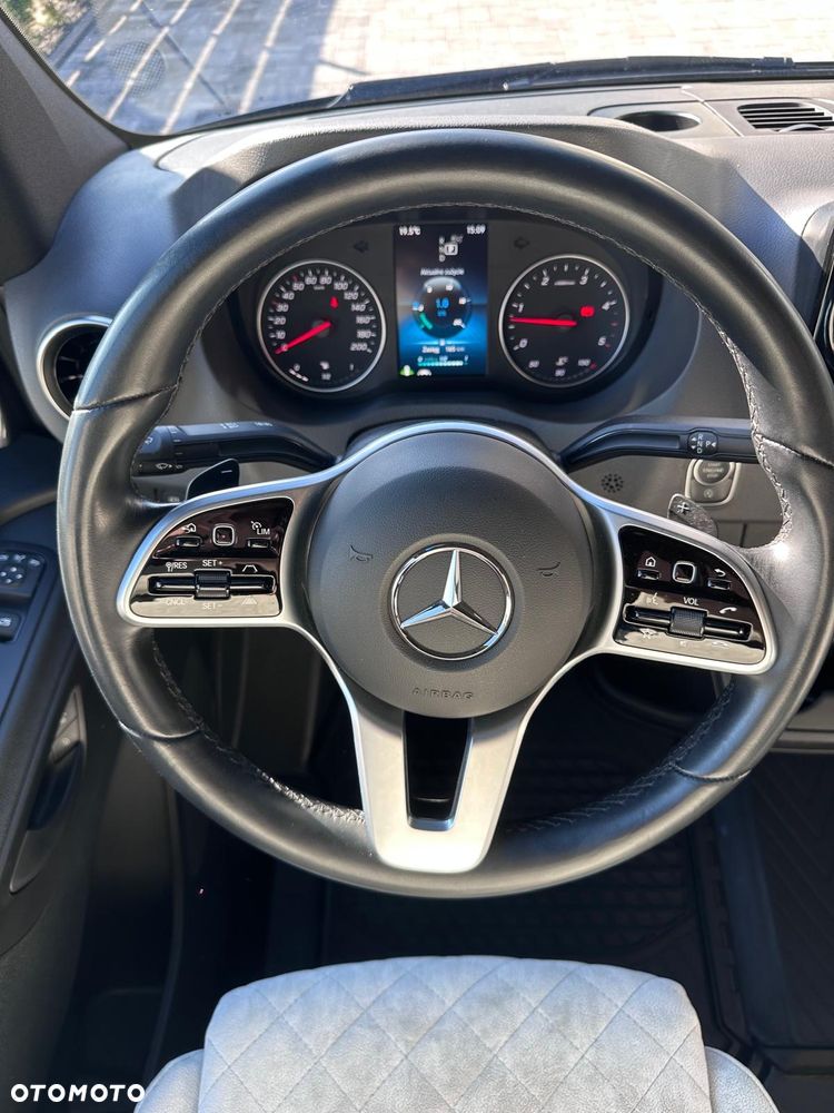 Mercedes-Benz Sprinter - 17