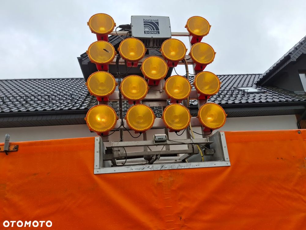 Iveco Daily 35-130 LIFT Doka Brygadówka Automat Hi Matic Plandeka Służba Drogowa Służba Autostradowa Hak Webasto Światła Ostrzegawcze Drogowy - 38