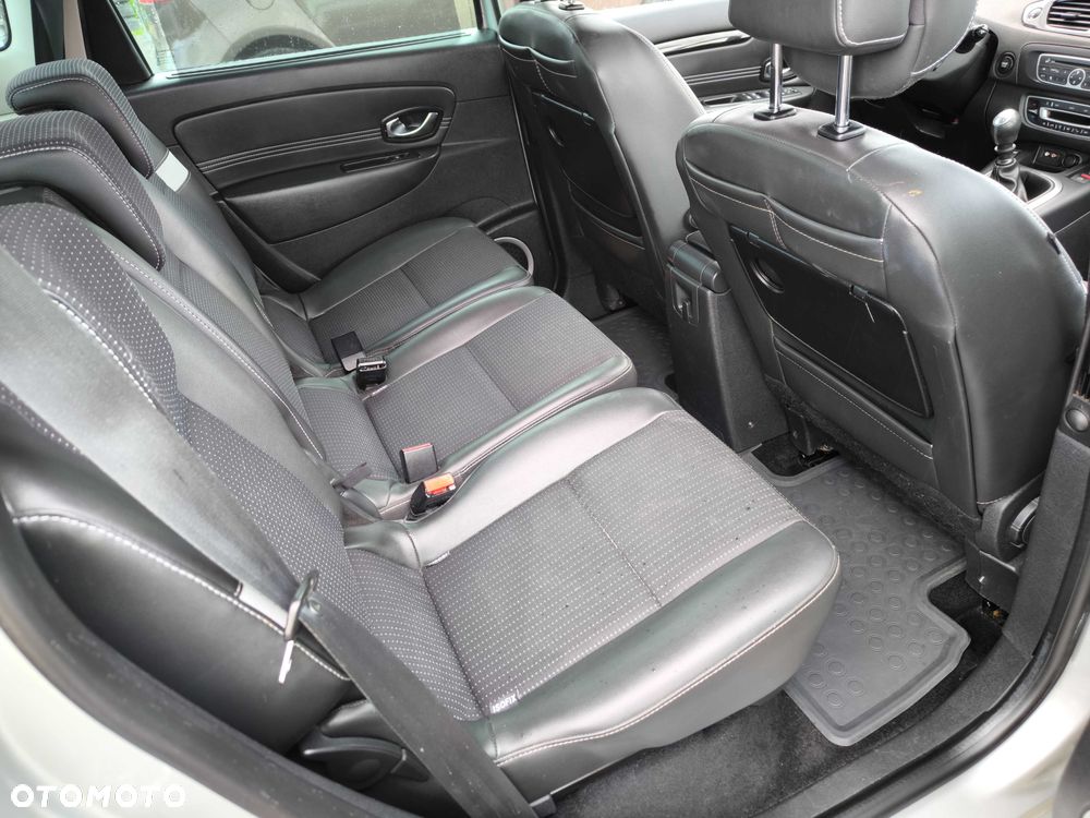 Renault Scenic - 6