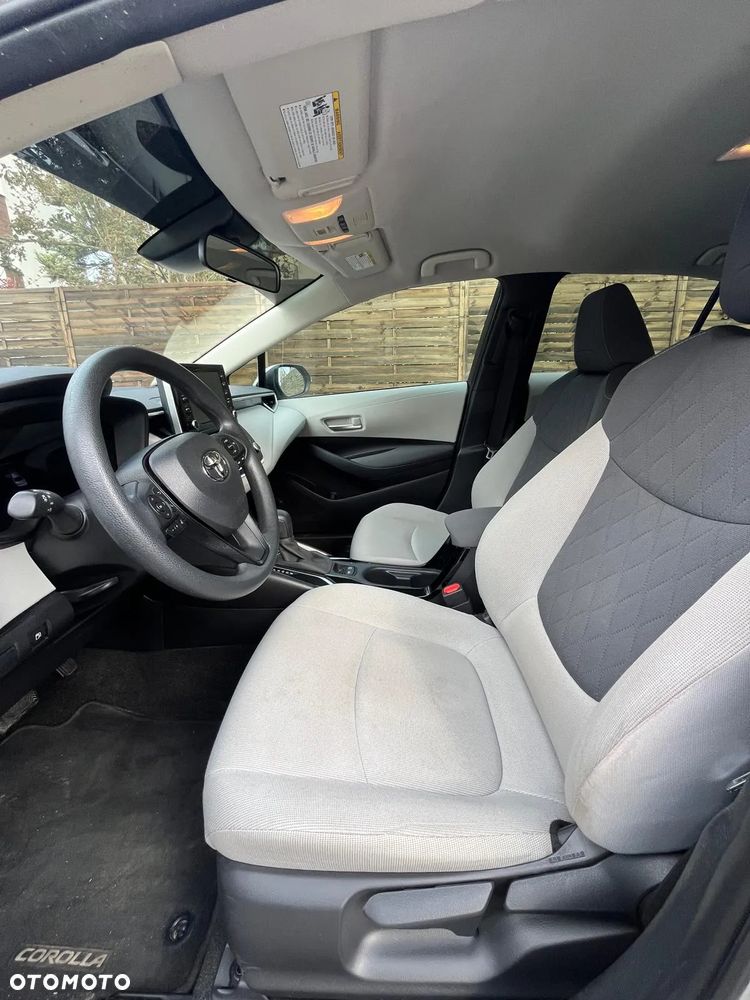 Toyota Corolla 1.8 Hybrid Comfort - 10