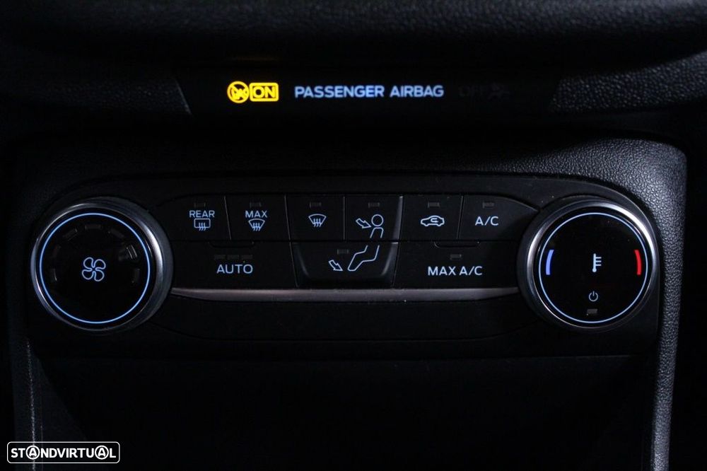 Ford Fiesta 1.0 EcoBoost ST-Line - 30