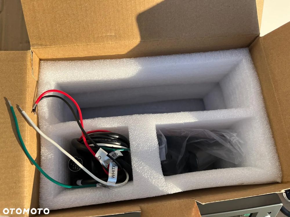 ZESTAW MONITOR KAMERA AXION NOWE - 5