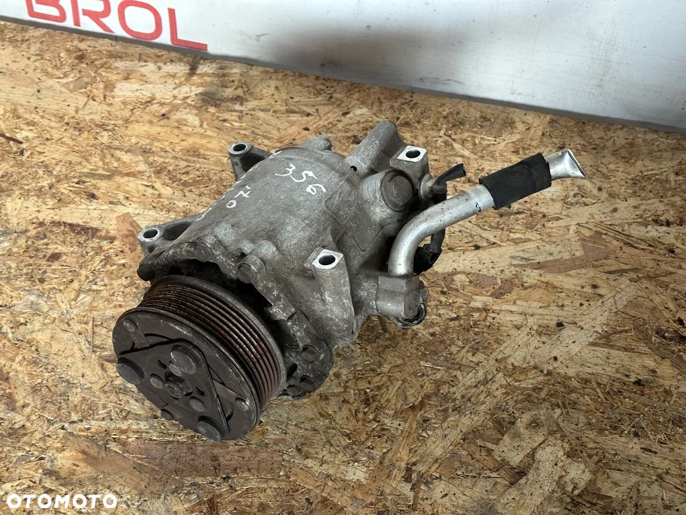 SPRĘŻARKA KLIMATYZACJI  HONDA CIVIC VIII 2.0 TYPE-R 07'