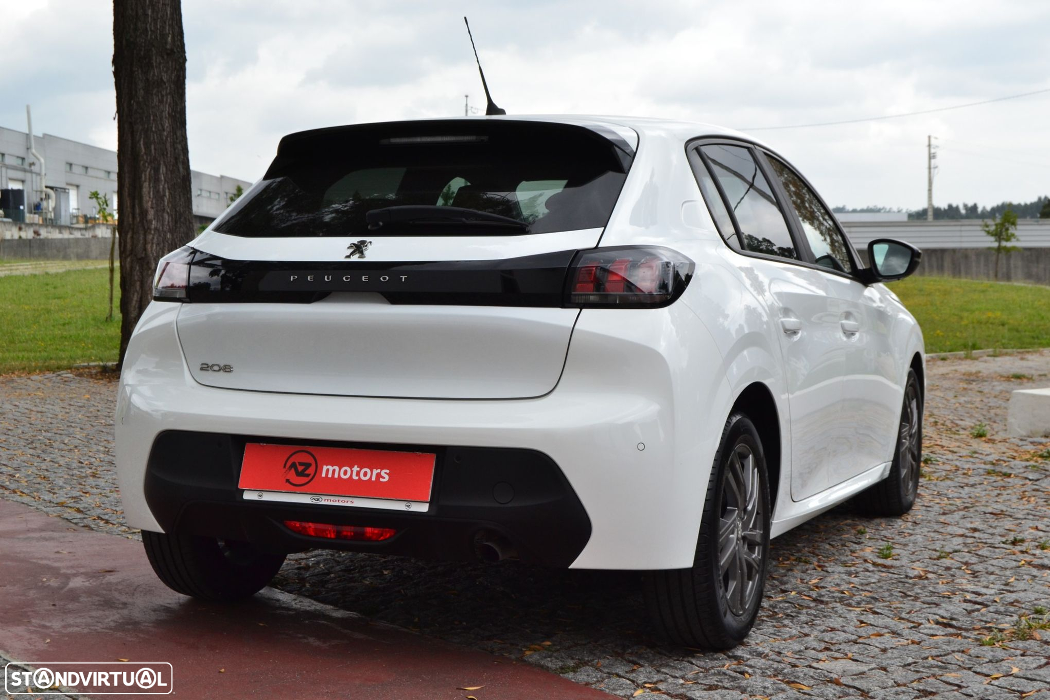 Peugeot 208 1.2 PureTech Active Pack - 11