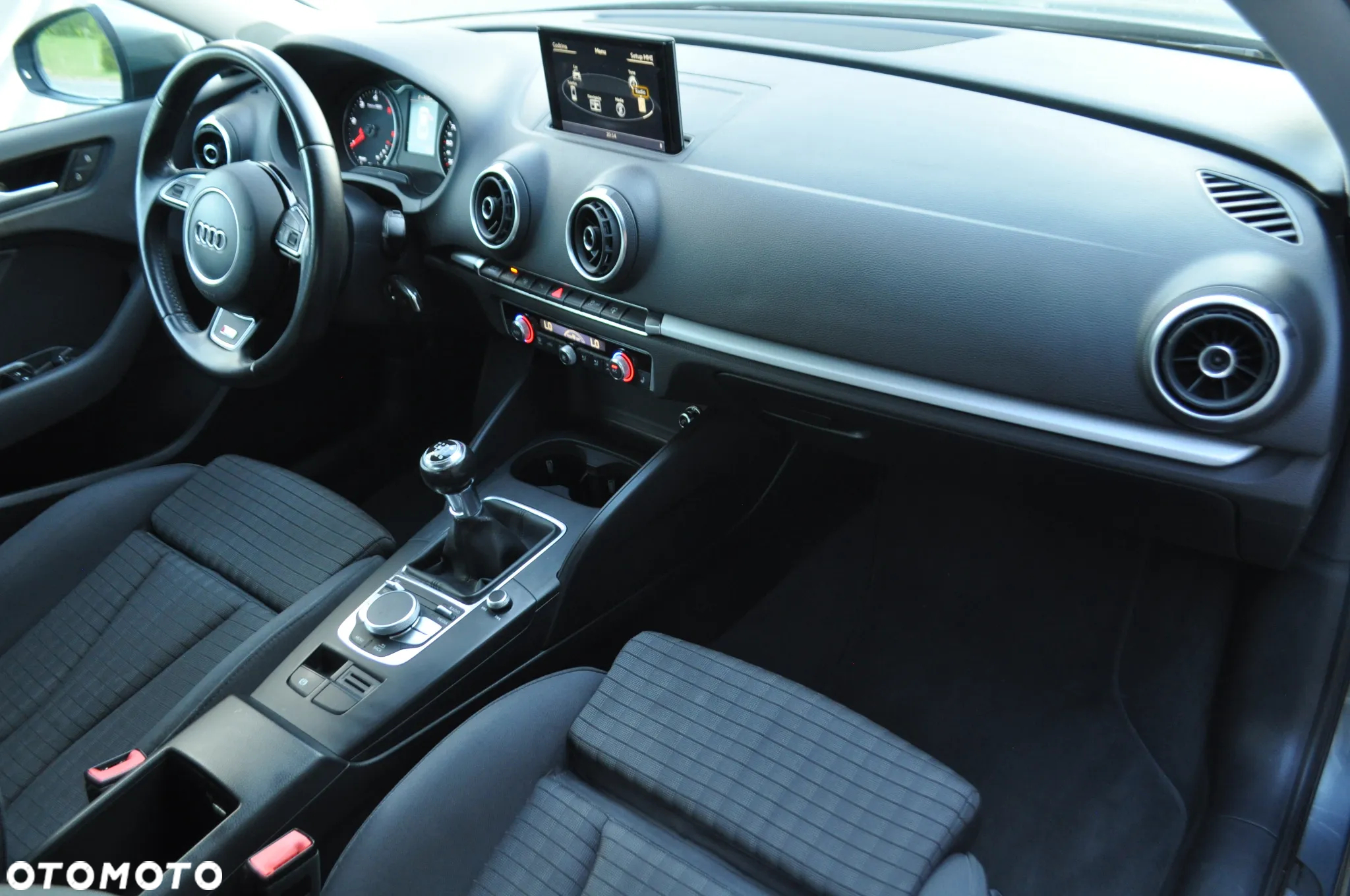 Audi A3 2.0 TDI Limousine S line Sportpaket - 35