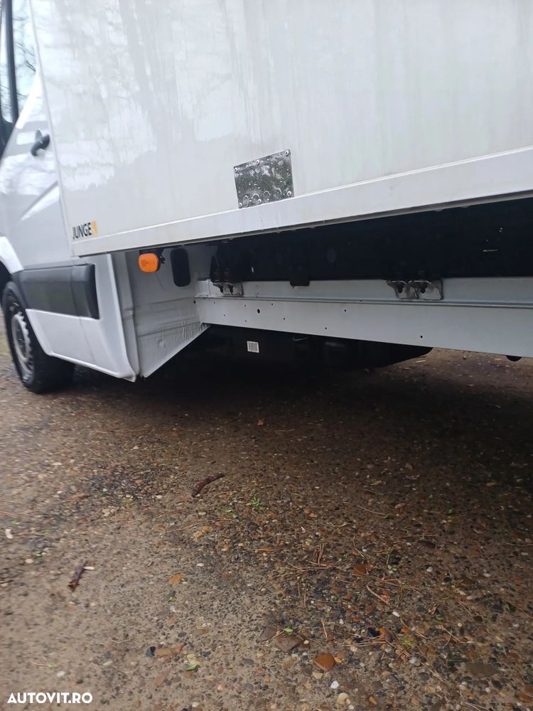 Mercedes-Benz SPRINTER - 12