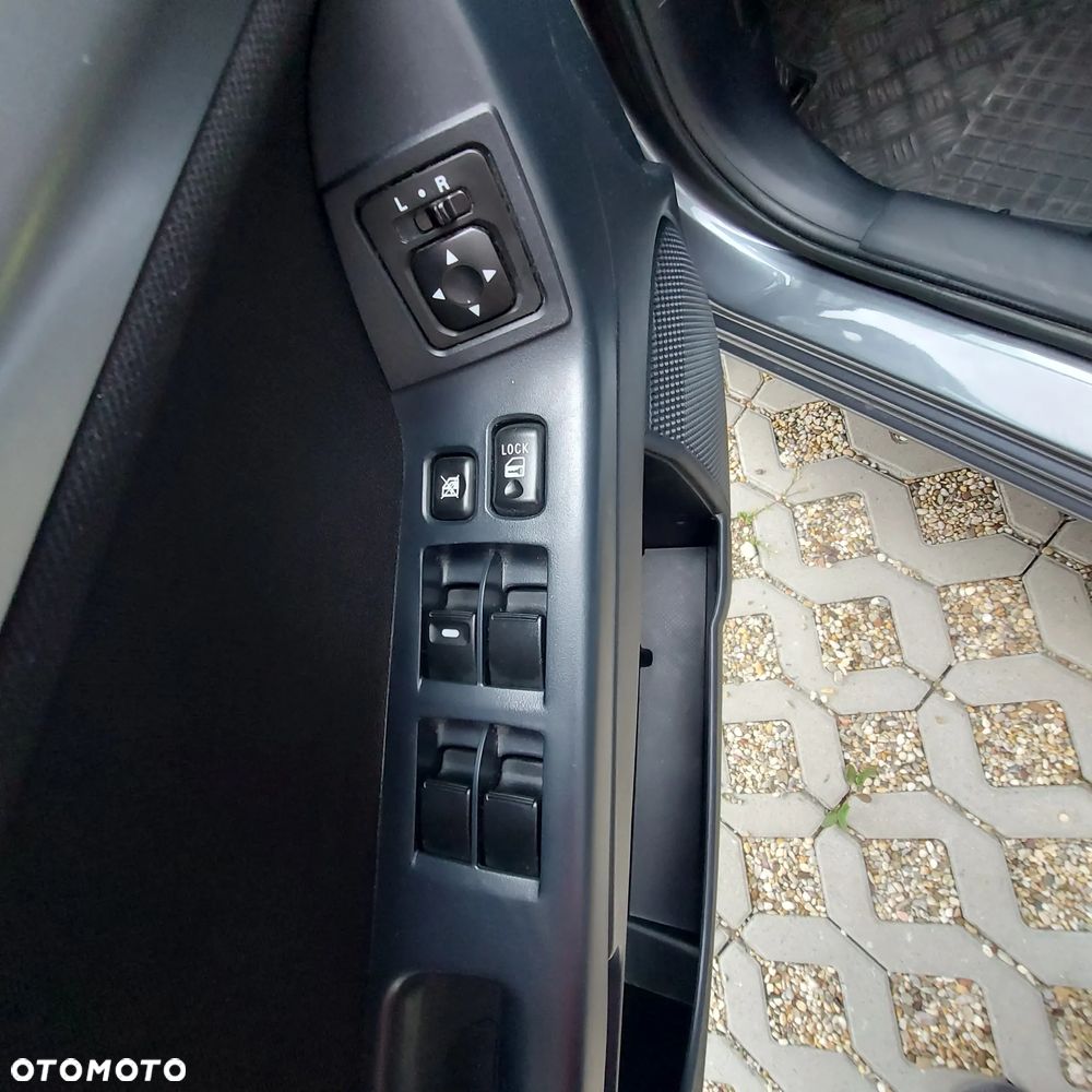 Mitsubishi Lancer 1.6 Inform - 6