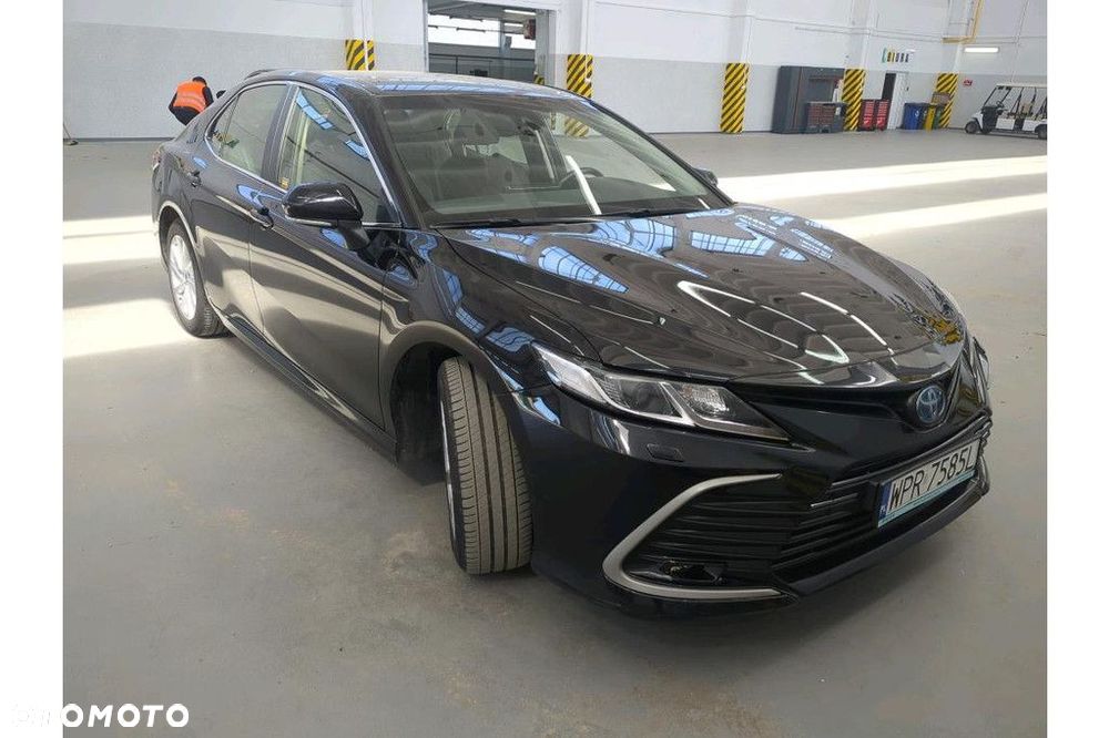 Toyota Camry 2.5 Hybrid Comfort CVT - 4