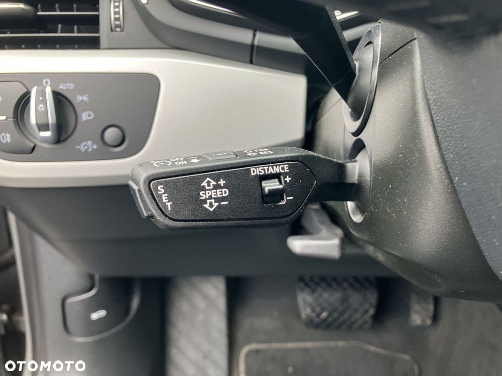 Audi A4 Allroad - 16