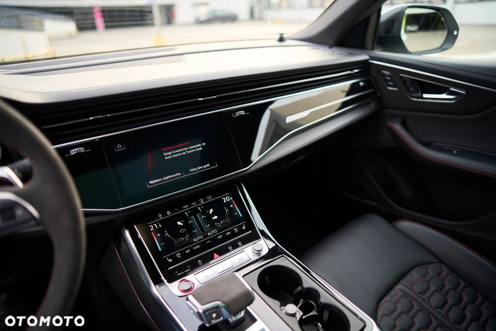 Audi RS Q8 - 13