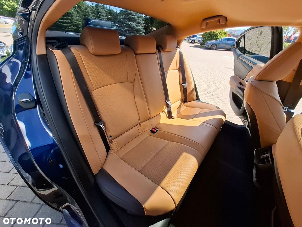 Lexus ES 300h Business Edition - 25