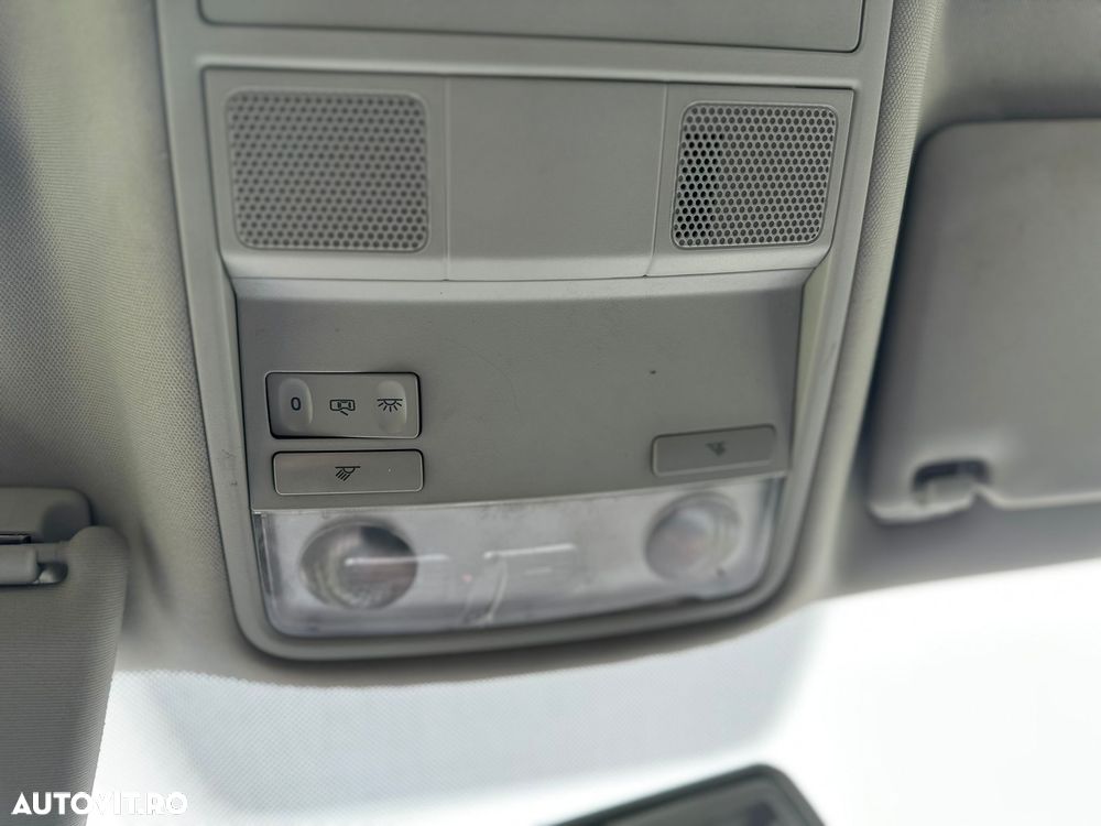 Volkswagen Golf 1.4 Team - 16