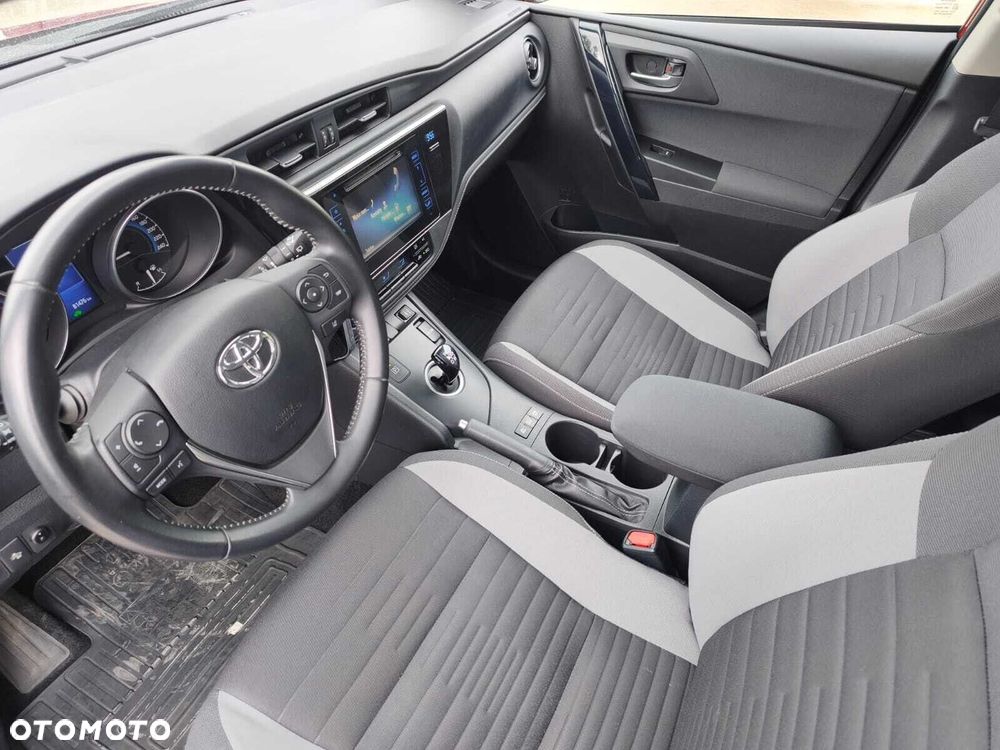 Toyota Auris Hybrid 135 Comfort - 7