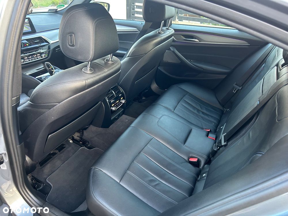 BMW Seria 5 530i xDrive M Sport sport - 6