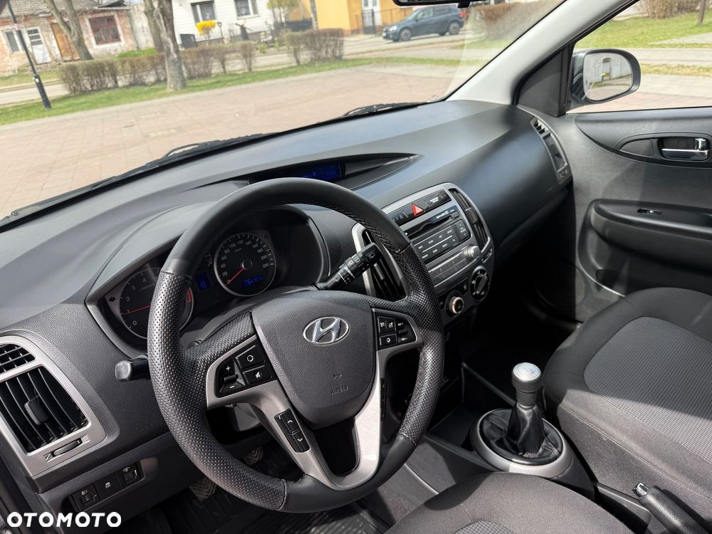 Hyundai i20 1.25 Wersja Jubileuszowa - 8