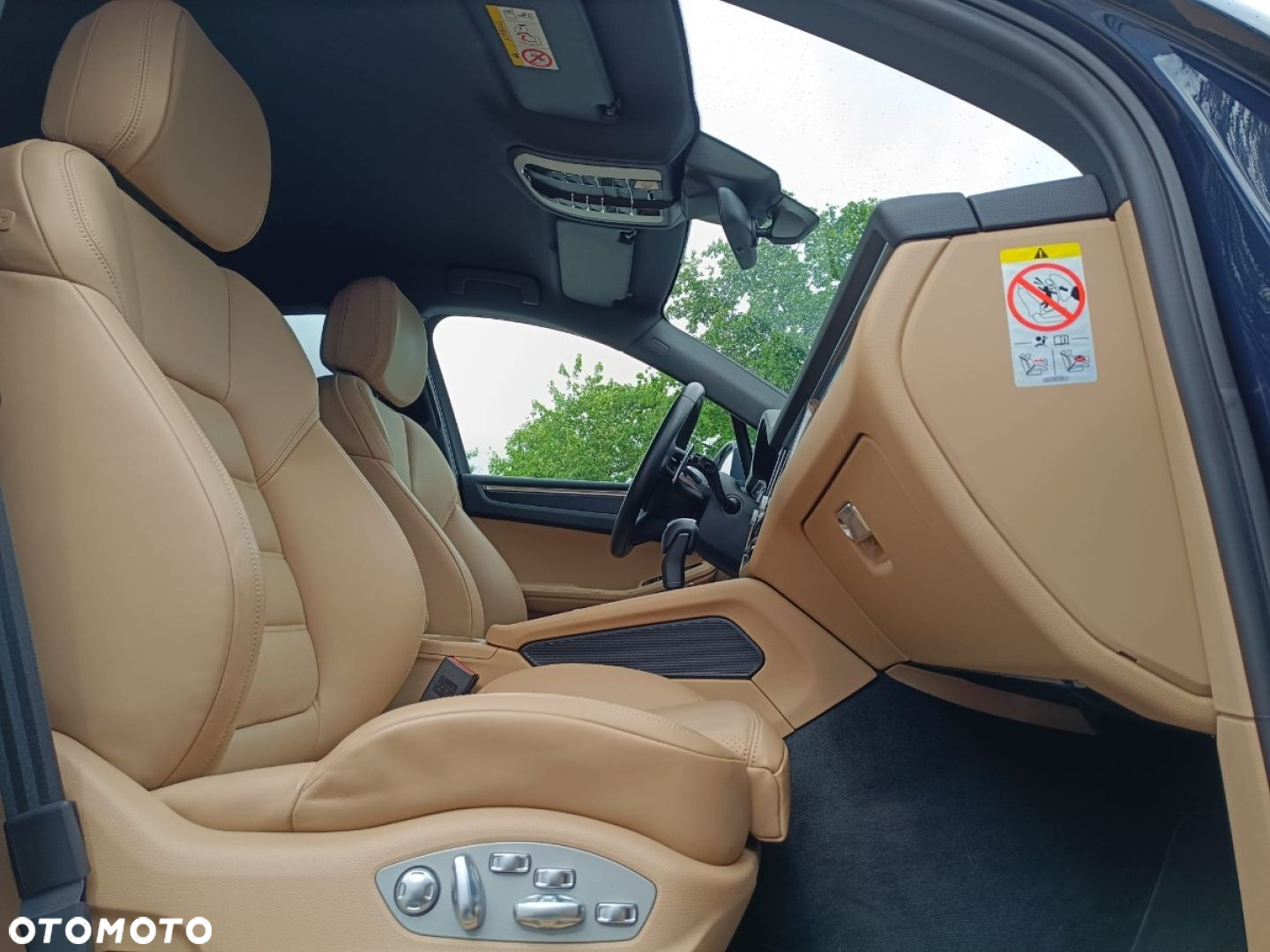 Porsche Macan - 32