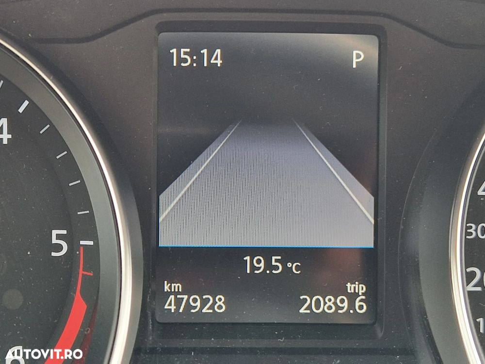 Volkswagen Passat 2.0 TDI DSG Comfortline - 8