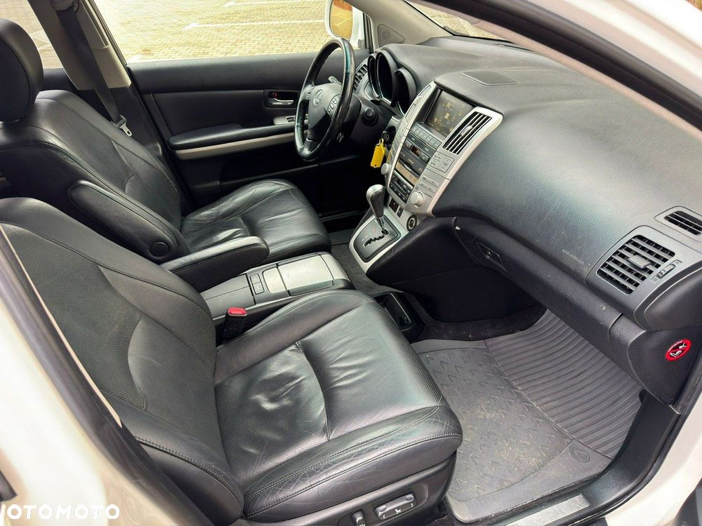 Lexus RX - 30