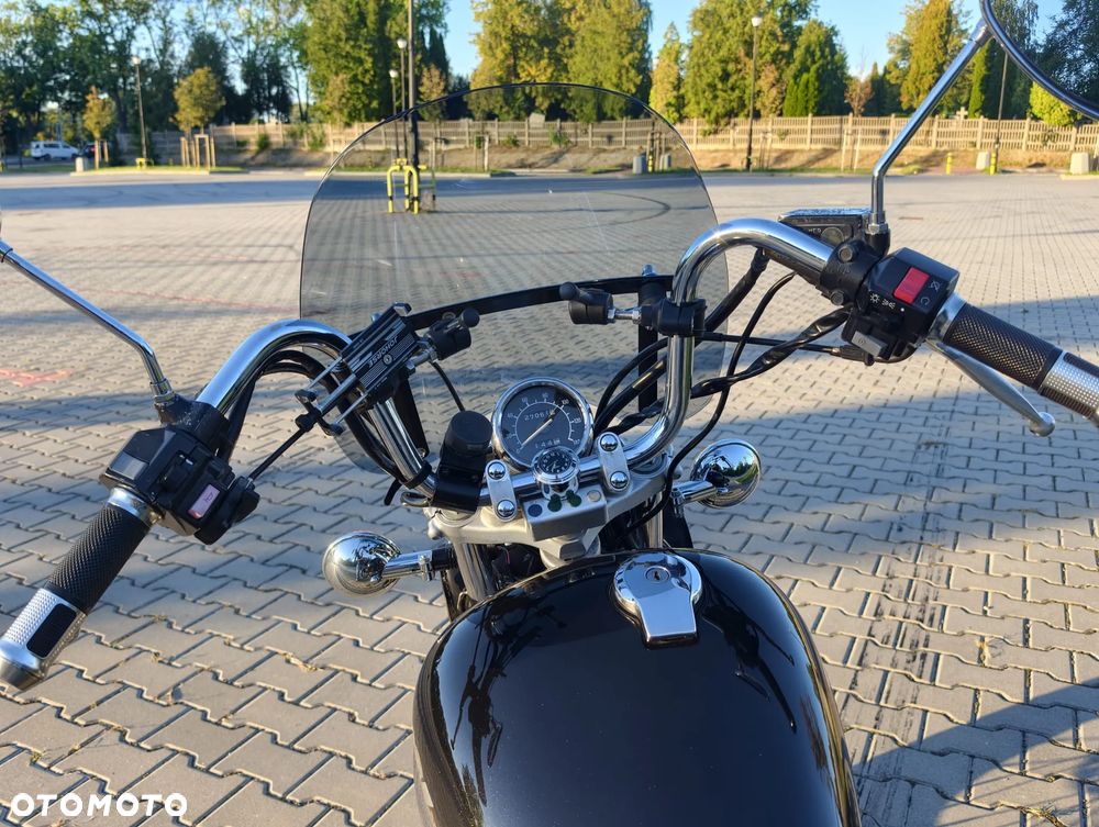 Yamaha XV - 12