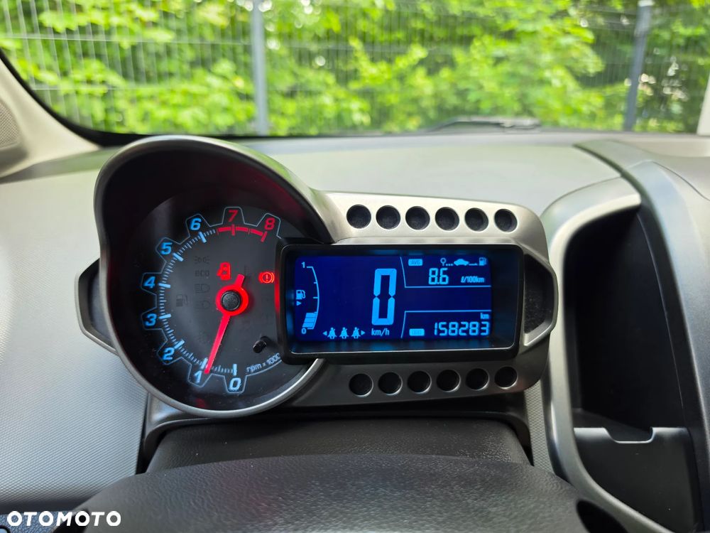 Chevrolet Aveo 1.2 LS - 16