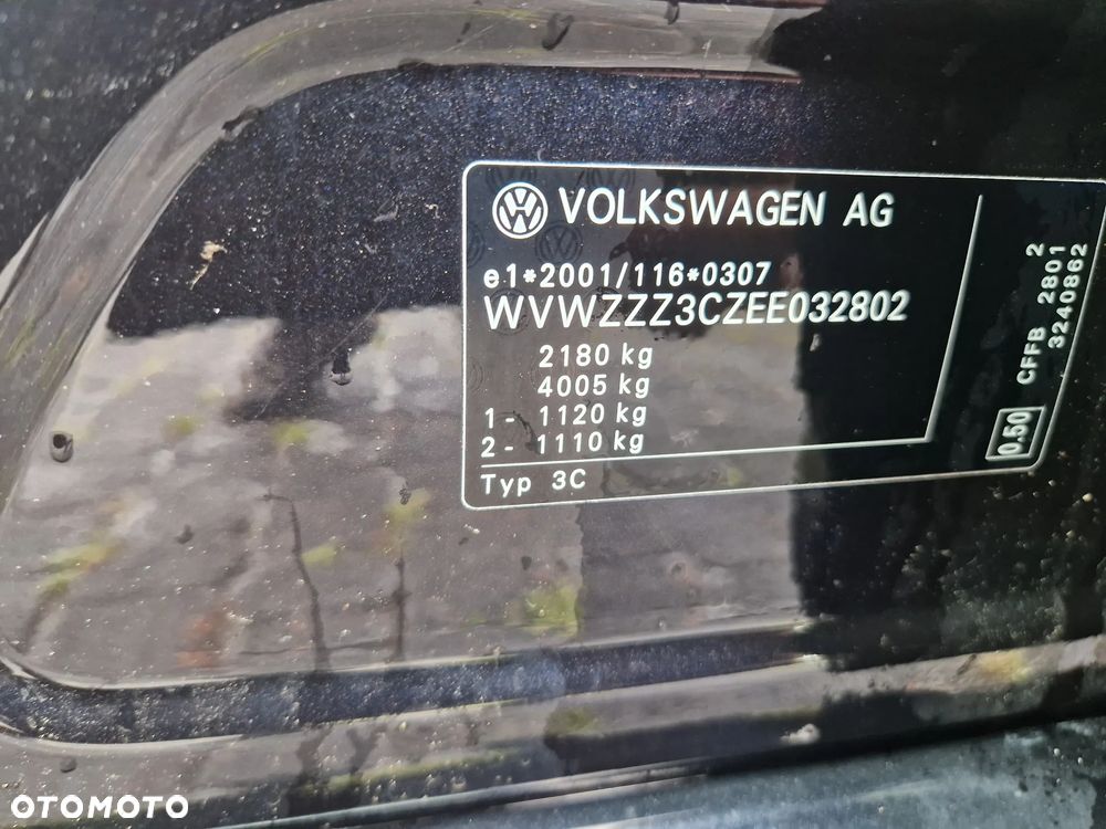 Volkswagen Passat Variant 2.0 Blue TDI SCR Comfortline - 20