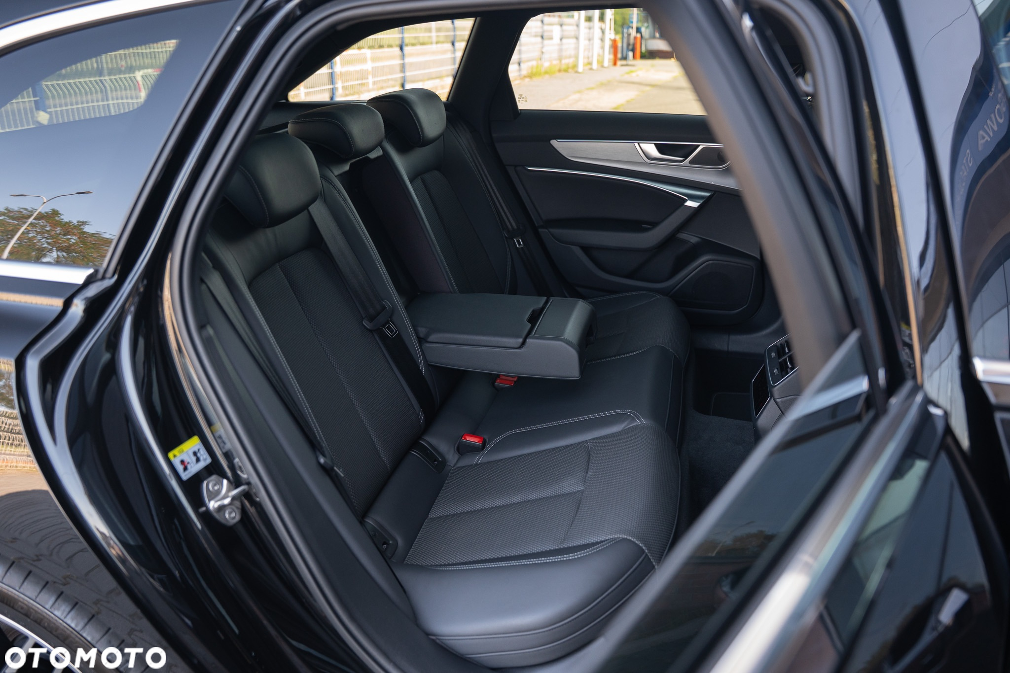 Audi A6 40 TDI quattro S tronic S line - 35