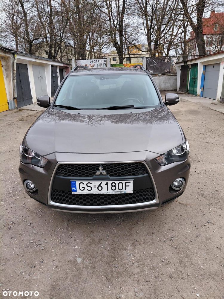 Mitsubishi Outlander 2.0 Invite 2WD - 3