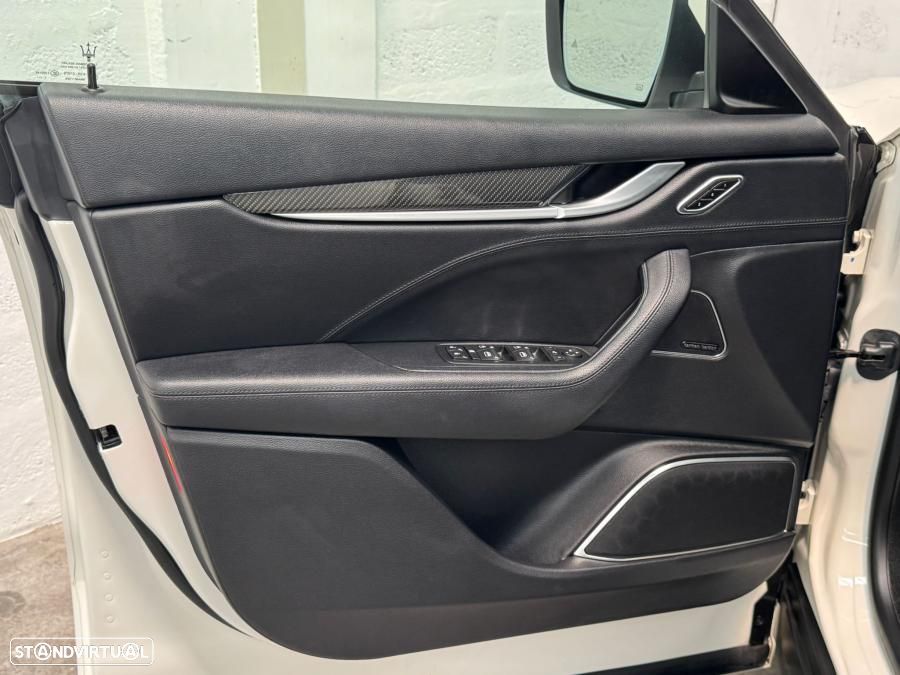 Maserati Levante S Q4 - 39