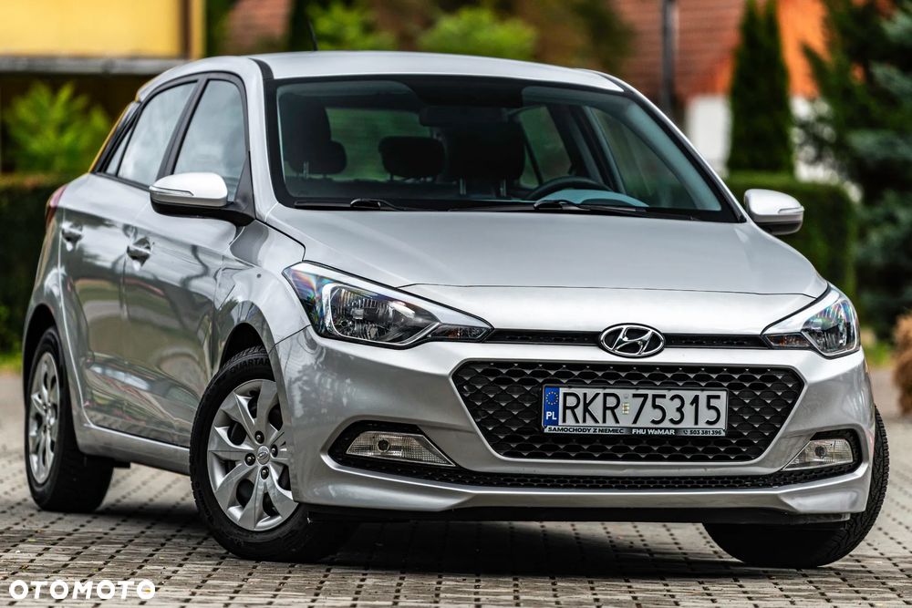 Hyundai i20 1.2 Select - 12