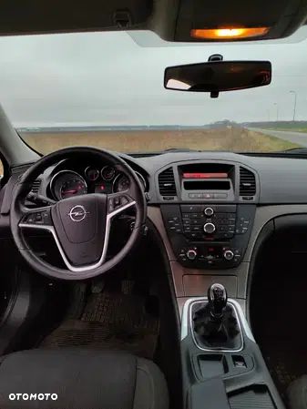 Opel Insignia 1.6 - 5