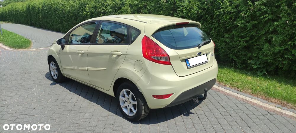 Ford Fiesta - 8