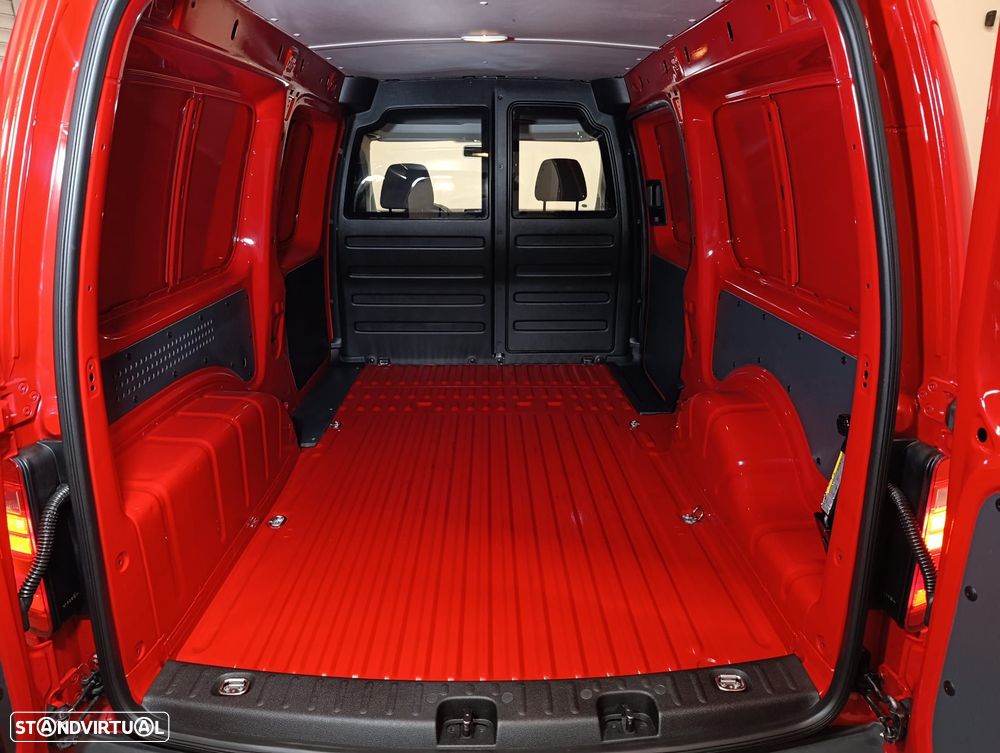 VW Caddy Maxi 2.0 TDi 102cv - 12