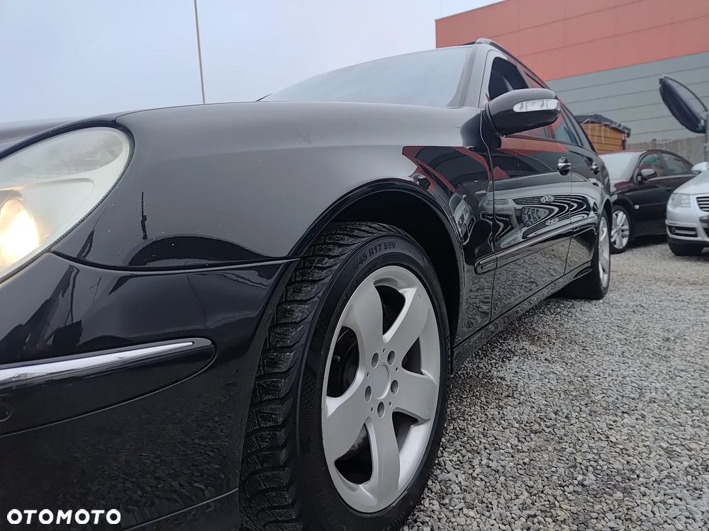 Mercedes-Benz Klasa E 500 Avantgarde Sport Edition - 9