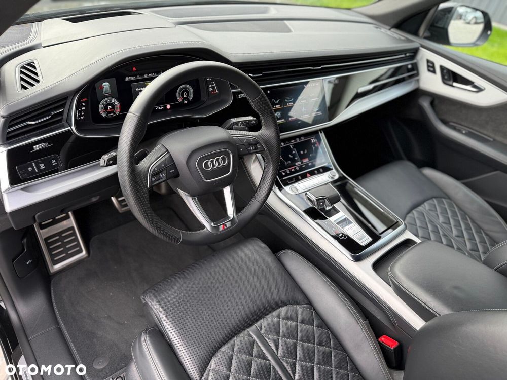 Audi Q8 - 23