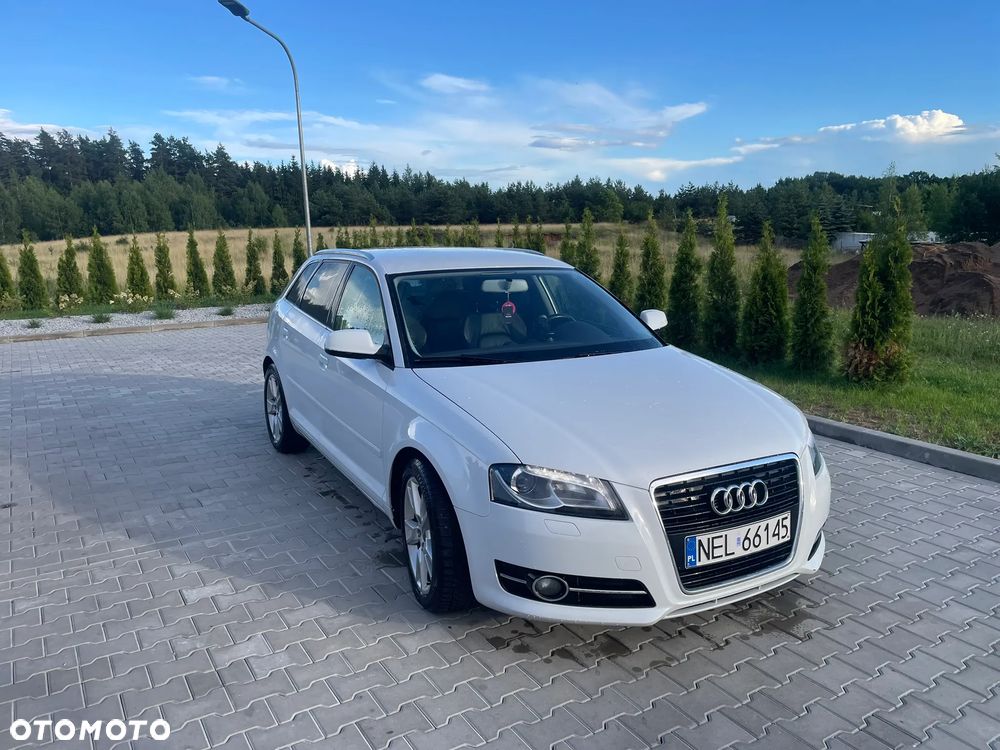 Audi A3 Sportback 1.6 TDI DPF Ambiente - 4