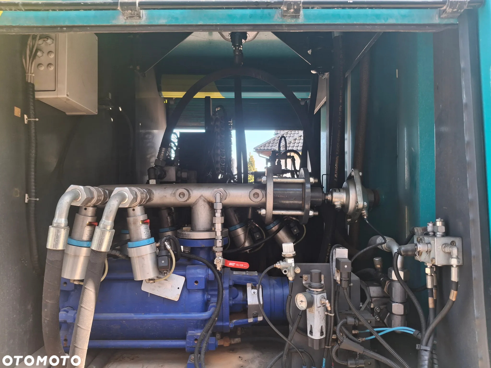 Renault Midlum 220 Polewaczka Myjka Karcher Mycie Ulic Myjka Drogowa Podlewanie Mycie Ciśnieniowe Cysterna 2012r 2105 MTH Hydrostat - 16