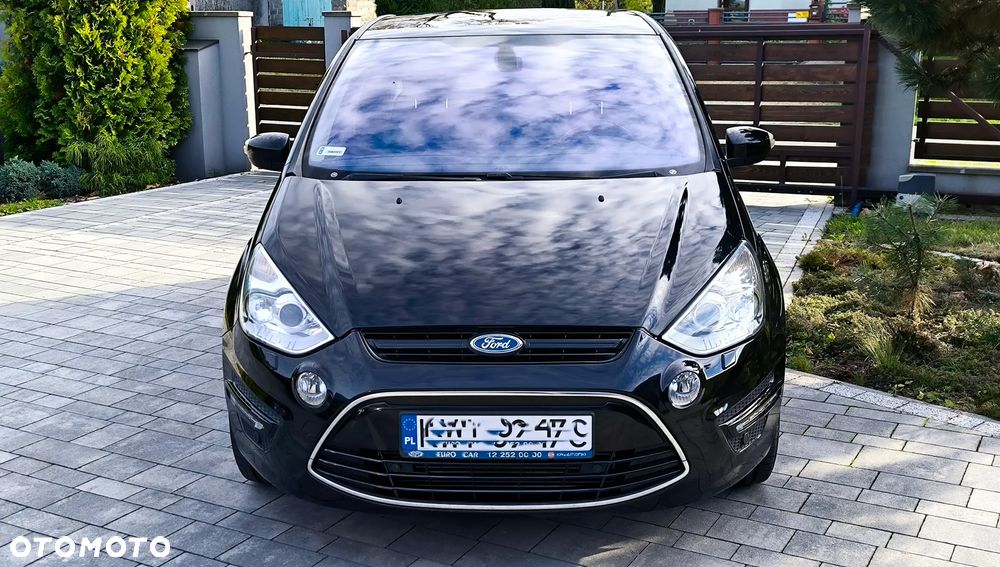 Ford S-Max 2010 photo 3