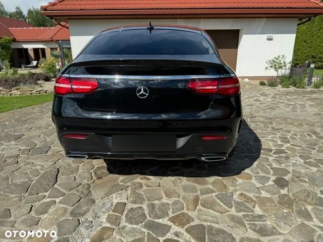 Mercedes-Benz GLE 350 d 4Matic 9G-TRONIC AMG Line - 4