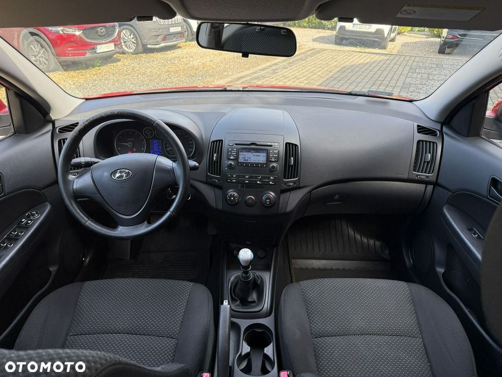Hyundai i30 1.4 Base + EU5 - 14