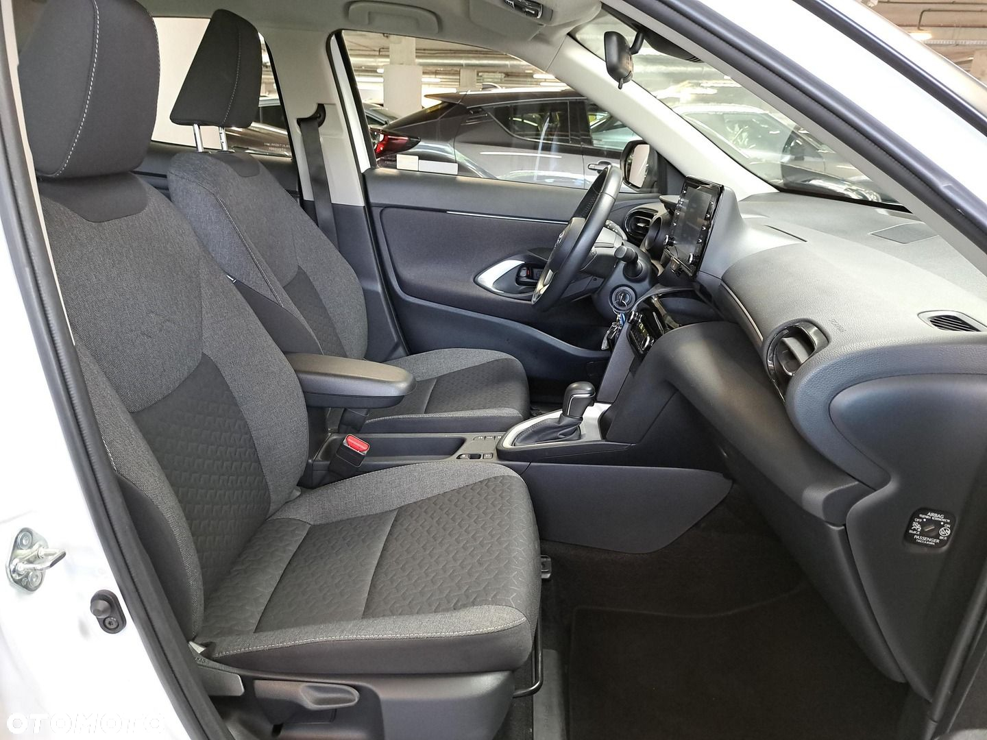 Toyota Yaris Cross - 14