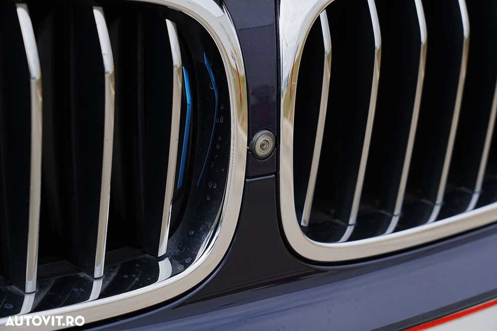 BMW Seria 5 530e xDrive AT PHEV - 6