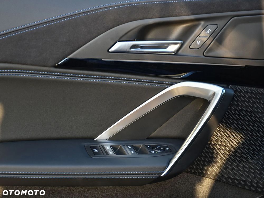 BMW X2 sDrive18d - 16