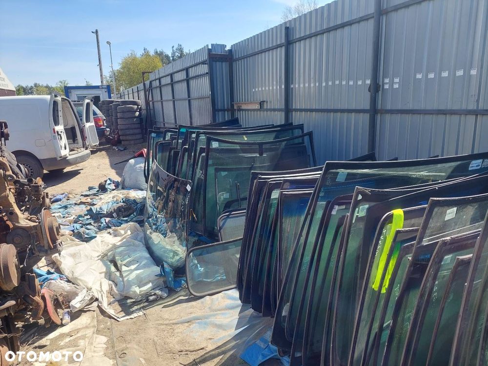 SZYBA CZOŁOWA PRZEDNIA RENAULT SCENIC I LIFT RX4 - 4