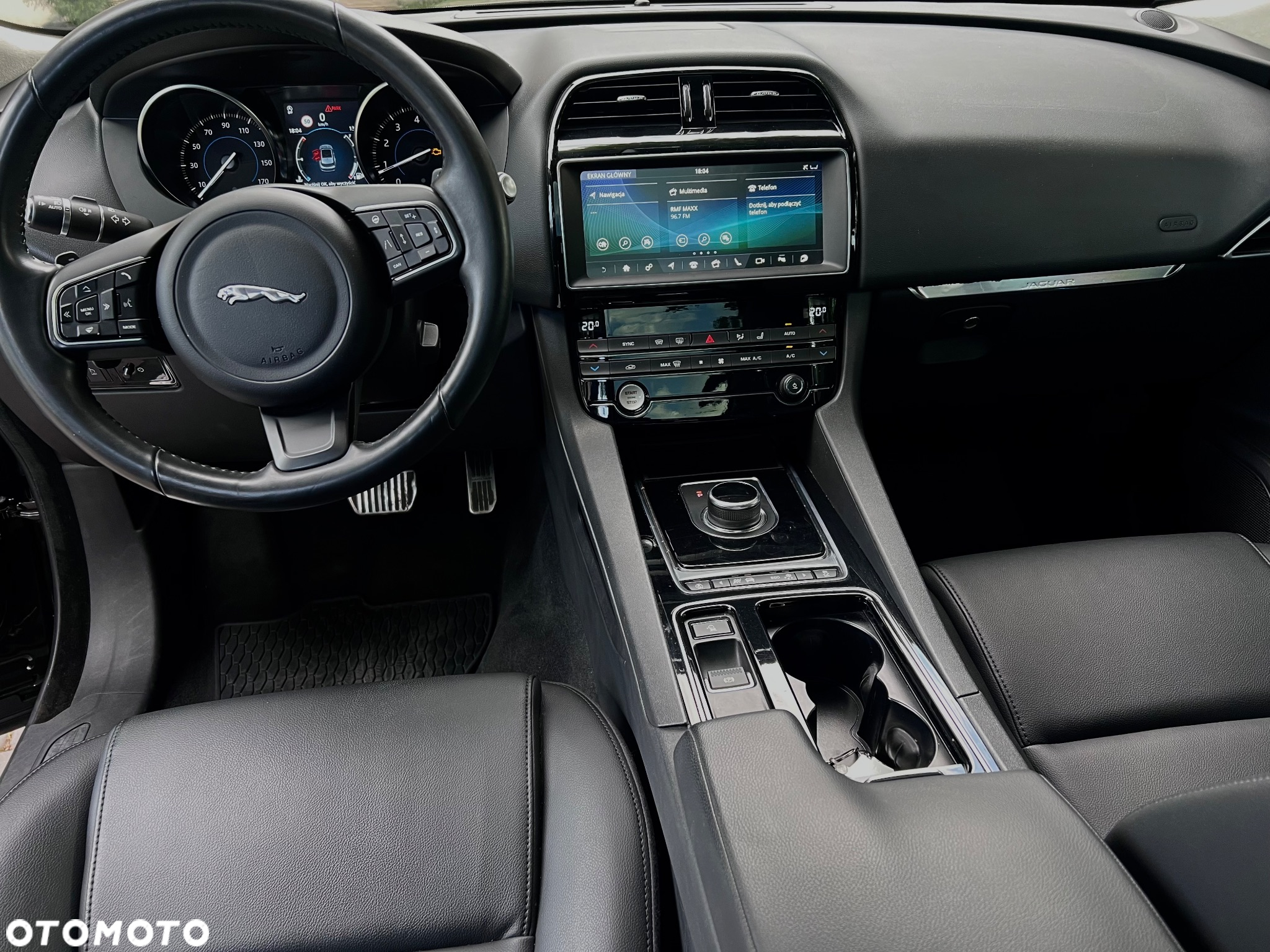 Jaguar F-Pace 25t AWD Prestige - 11