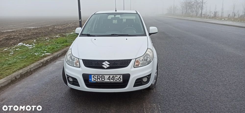 Suzuki SX4 - 3